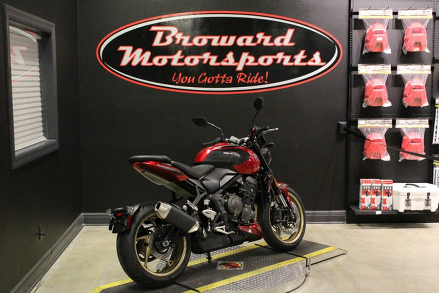 2026 Triumph Trident 800 Jet Black