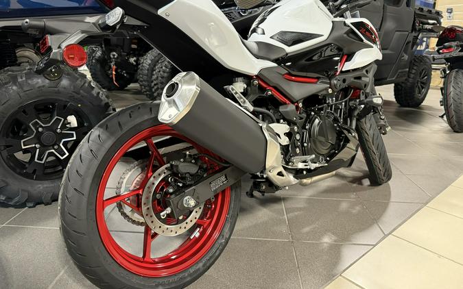 2026 Kawasaki Z500 SE ABS