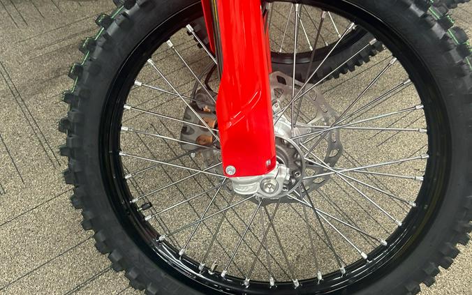 2027 GAS GAS EC 300