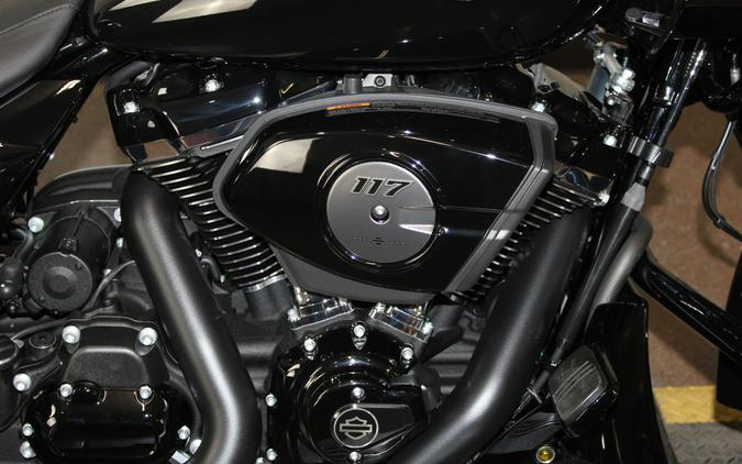 2026 Harley-Davidson® Road Glide® VIVID BLACK