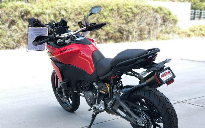 2025 Ducati MULTISTRADA V2