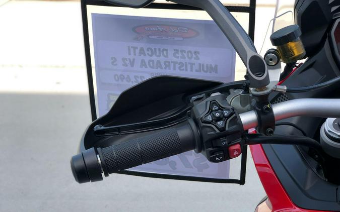 2025 Ducati MULTISTRADA V2