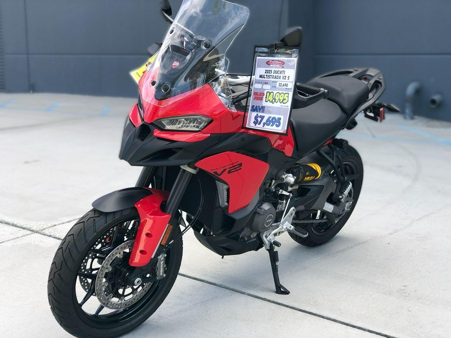 2025 Ducati MULTISTRADA V2
