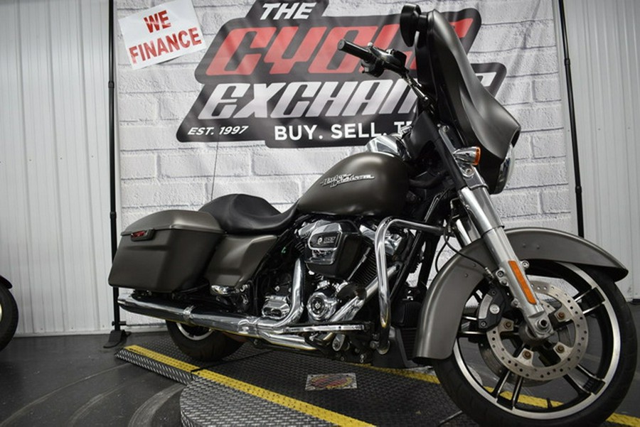2018 Harley-Davidson FLHX - Street Glide