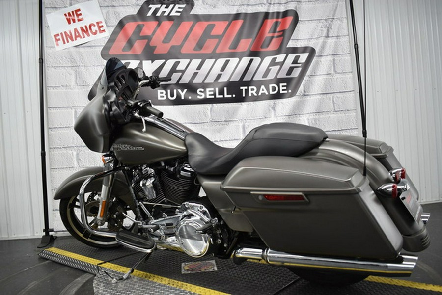 2018 Harley-Davidson FLHX - Street Glide