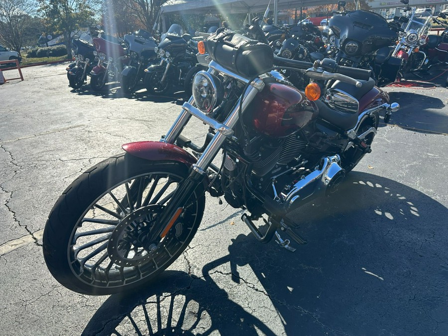 2017 Harley-Davidson Breakout®