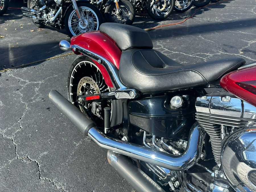 2017 Harley-Davidson Breakout®