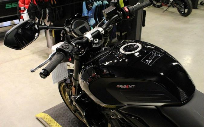 2026 Triumph Trident 800 Jet Black