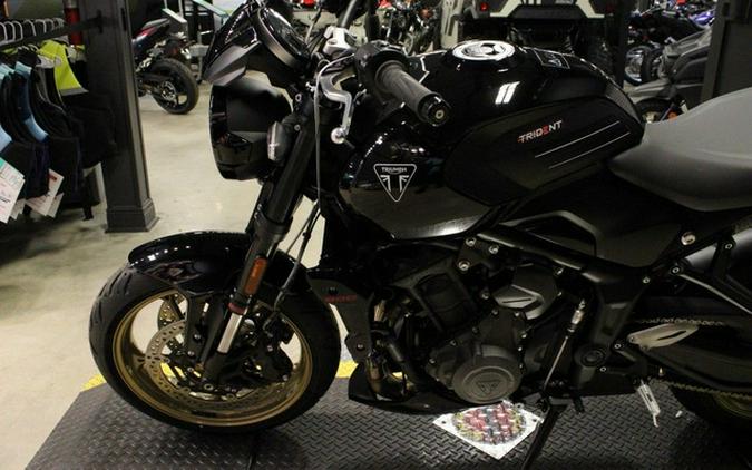 2026 Triumph Trident 800 Jet Black