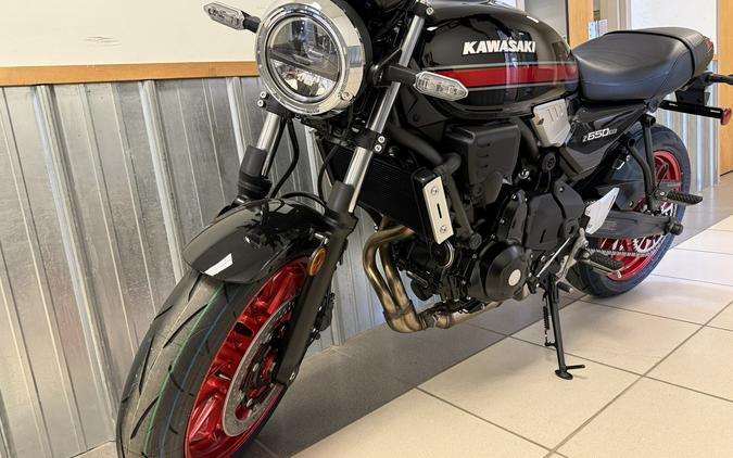 2026 Kawasaki Z650 ABS Z650RS