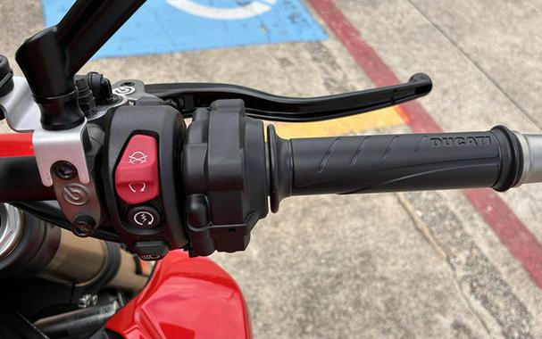 2026 Ducati Streetfighter V2