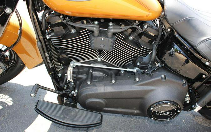 2023 Harley-Davidson® FLHCS - Heritage Classic