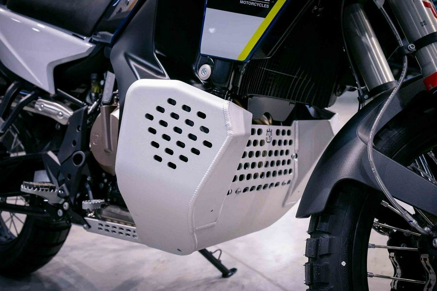 2024 Husqvarna® Norden 901 Expedition