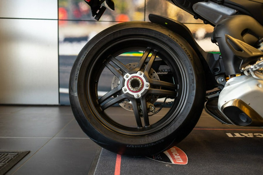 2025 Ducati Streetfighter V4 SP