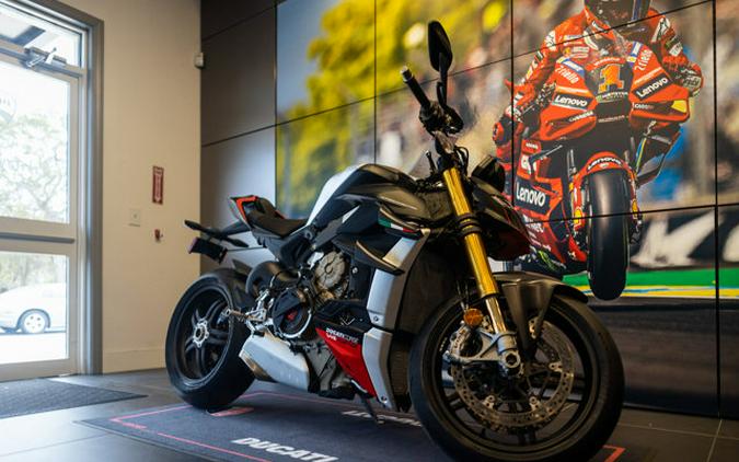 2025 Ducati Streetfighter V4 SP