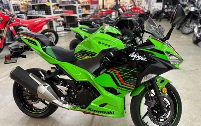 2023 Kawasaki Ninja 400 ABS KRT Edition