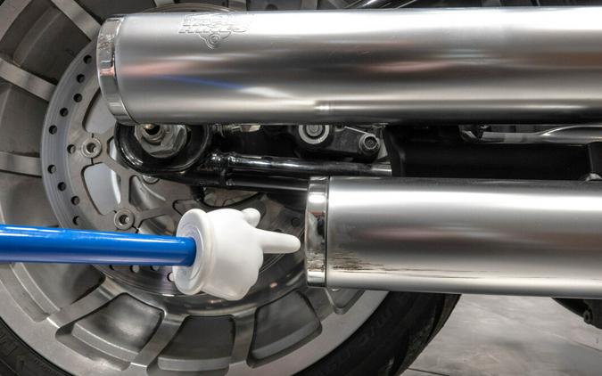 2018 HARLEY-DAVIDSON FLFB FAT BOY in Vivid Black