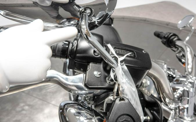 2018 HARLEY-DAVIDSON FLFB FAT BOY in Vivid Black