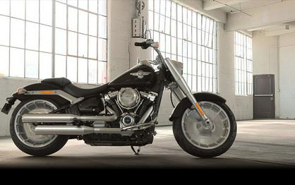 2018 Harley-Davidson FLFB Fat Boy 107 in Vivid Black