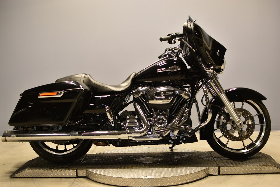 2023 Harley-Davidson Street Glide FLHX