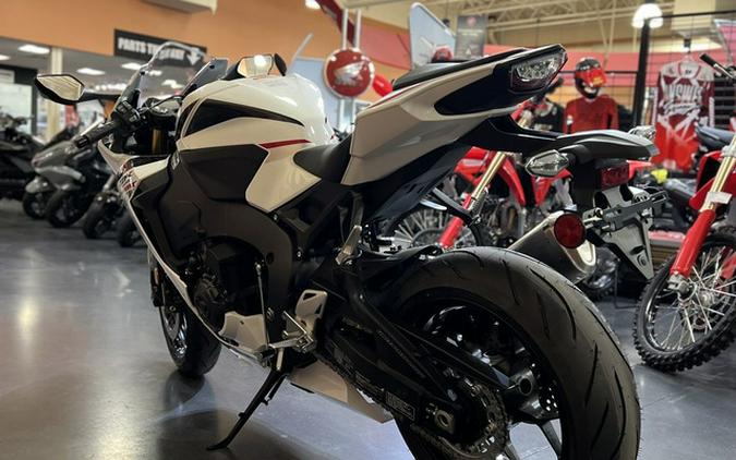 2027 Honda CBR1000RR