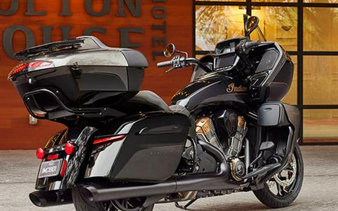 2023 Indian Motorcycle Pursuit® Elite