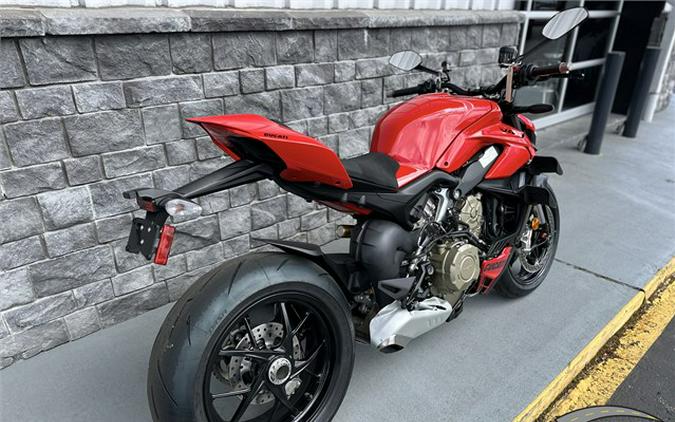 2024 Ducati Streetfighter V4