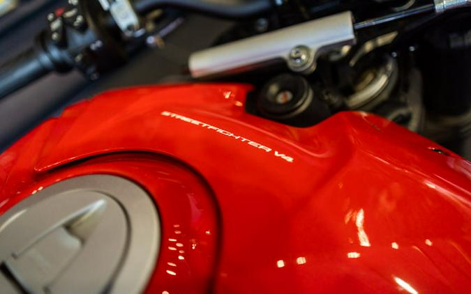 2022 Ducati STREETFIGHTER V4