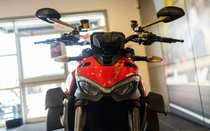 2022 Ducati STREETFIGHTER V4