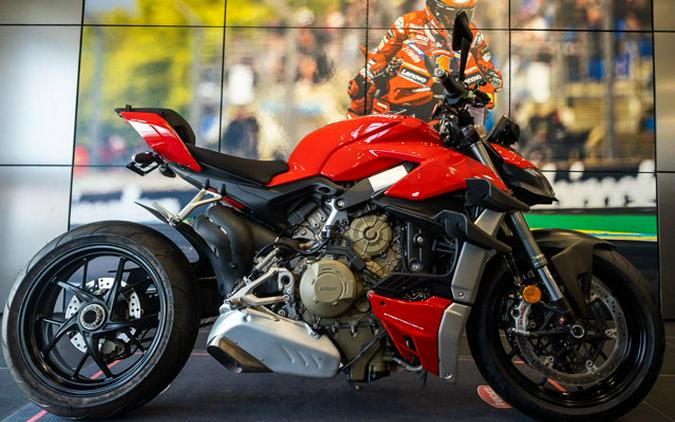 2022 Ducati STREETFIGHTER V4