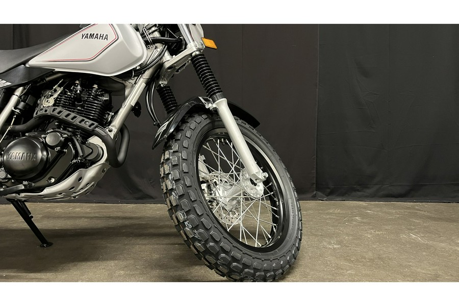 2026 Yamaha TW200