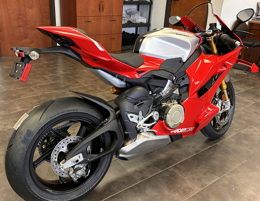 2026 Ducati Panigale V4 R