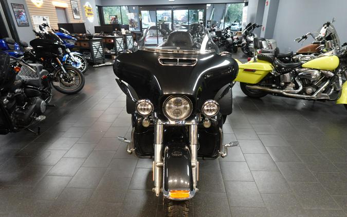 2018 Harley-Davidson Tri Glide Ultra FLHTCUTG