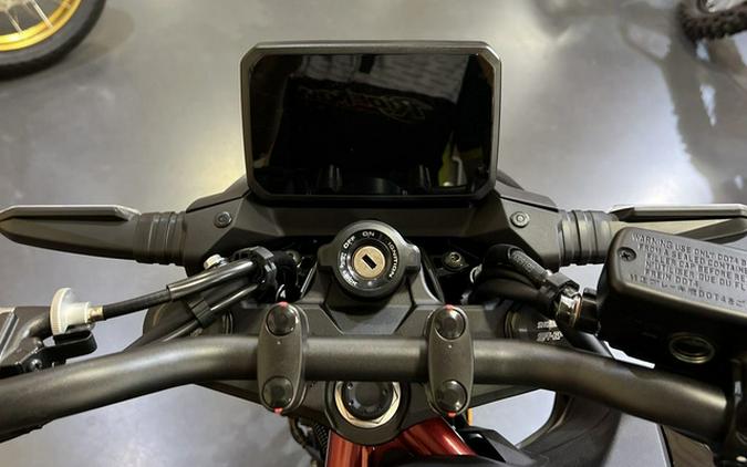 2026 Honda CB750 Hornet E-Clutch