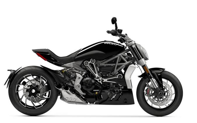 2022 XDIAVEL S - Ducati