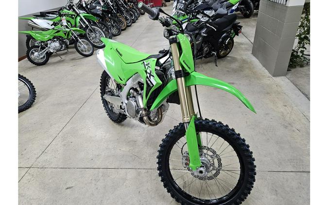 2024 Kawasaki KX450 First Look [9 Fast Facts, Specs, Photos]