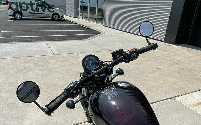 2024 Triumph Bonneville Bobber Stealth Edition