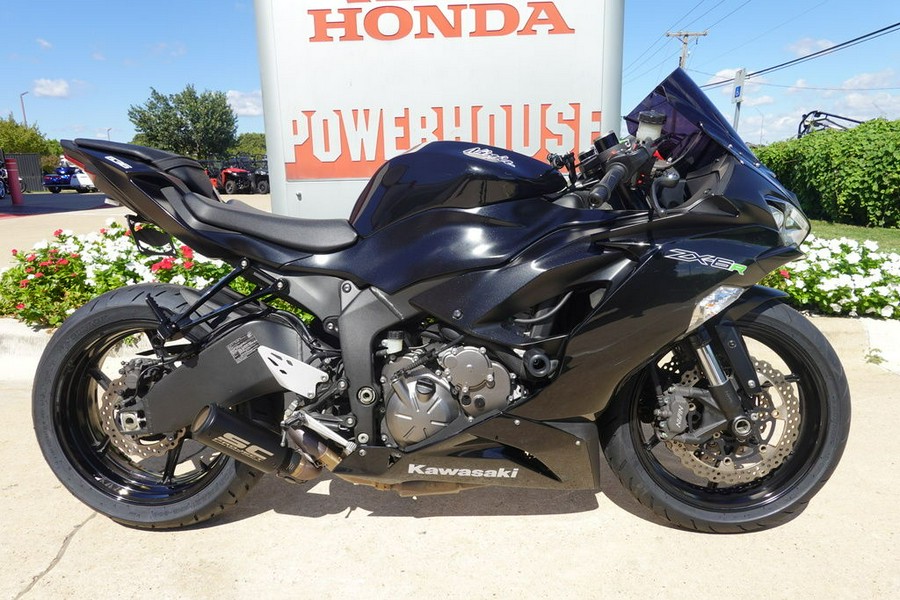 2019 Kawasaki Ninja® ZXT-6R ABS