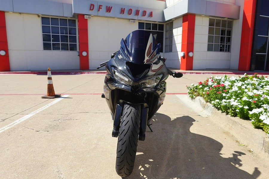 2019 Kawasaki Ninja® ZXT-6R ABS