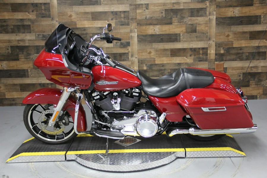 2021 Harley-Davidson Road Glide Billiard Red