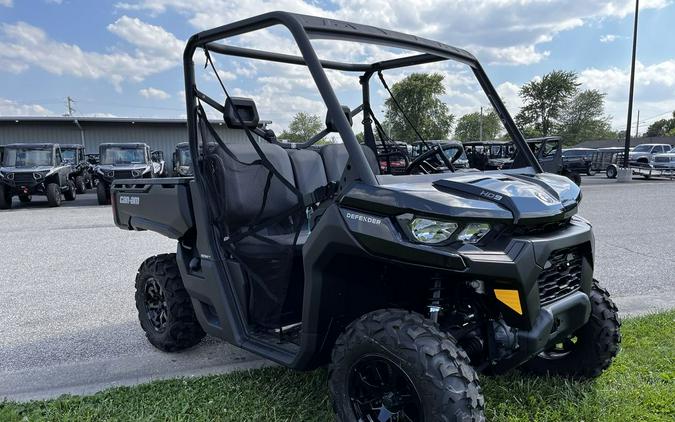 2025 Can-Am® Defender DPS HD9 Stealth Black