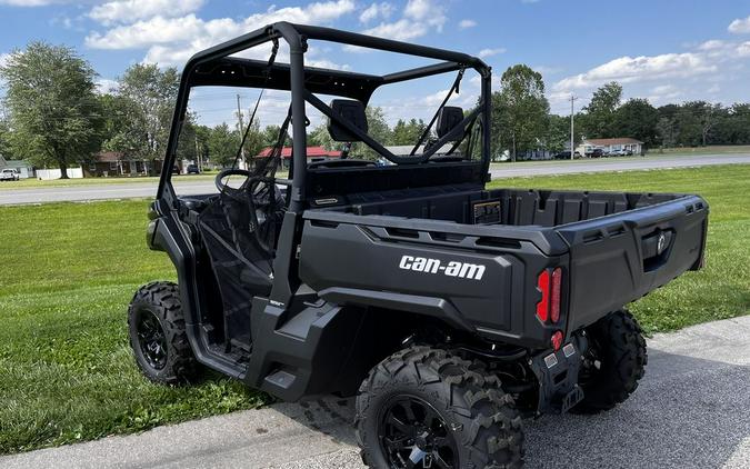 2025 Can-Am® Defender DPS HD9 Stealth Black