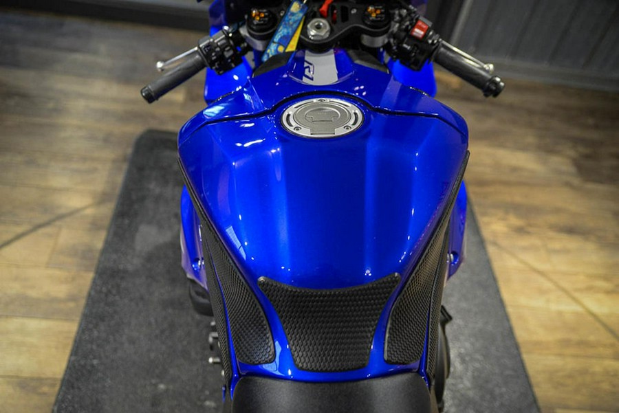 2021 Yamaha YZF-R1
