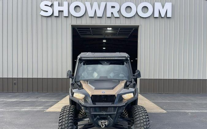 2019 Polaris® General® 4 1000 Ride Command Edition Black Pearl
