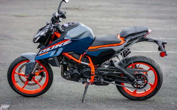 2024 KTM Duke 390