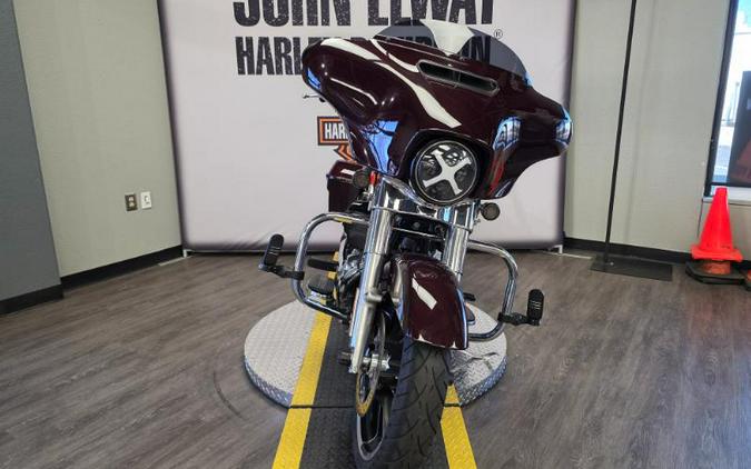 2022 Harley-Davidson FLHX
