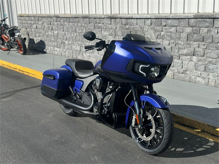 2024 Indian Motorcycle CHALLENGER DARK HORSE