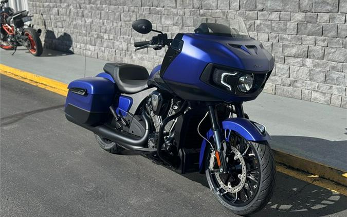 2024 Indian Motorcycle CHALLENGER DARK HORSE