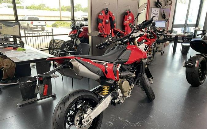2024 Ducati Hypermotard 698 Mono Red