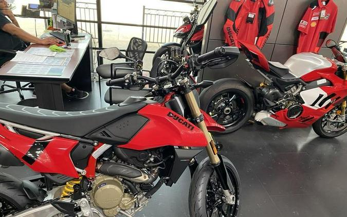 2024 Ducati Hypermotard 698 Mono Red